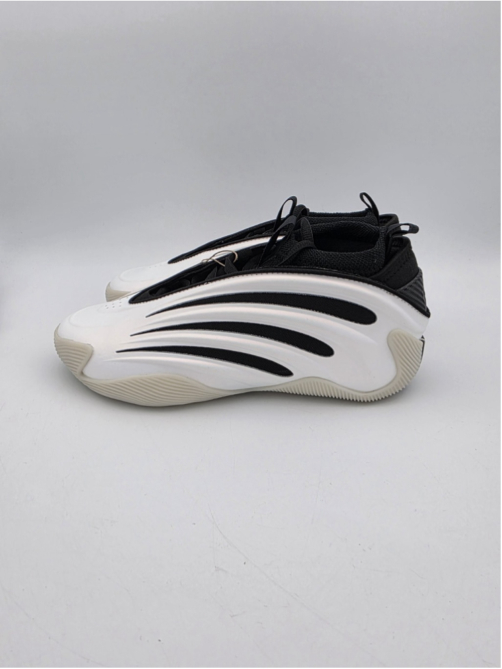 Adidas Harden Vol. 9 Stormtrooper Cloud White/Core Black Men’s 6 Womens 7 JR2504